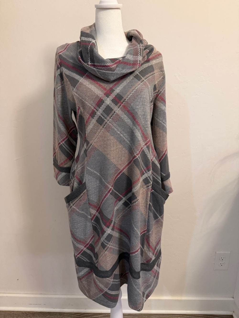 Robbie Bee Petit Plaid Sweater Dress
